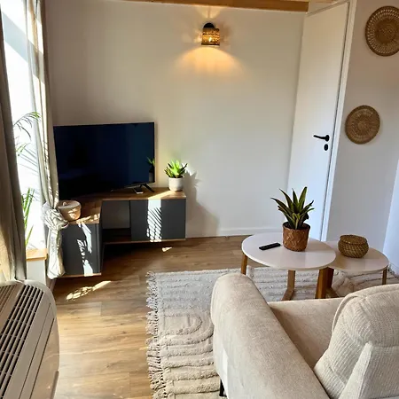 Signature - Hyper Centre - Clim - Wifi * 닥스