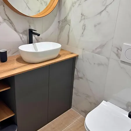 Signature - Hyper Centre - Clim - Wifi *