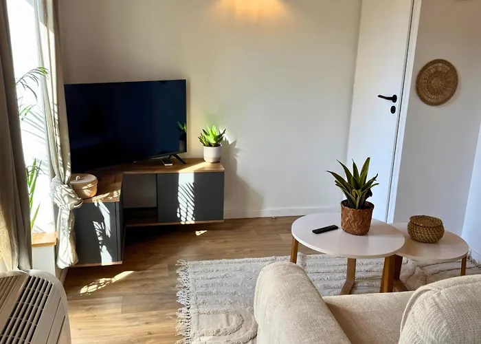 Signature - Hyper Centre - Clim - Wifi * Dax